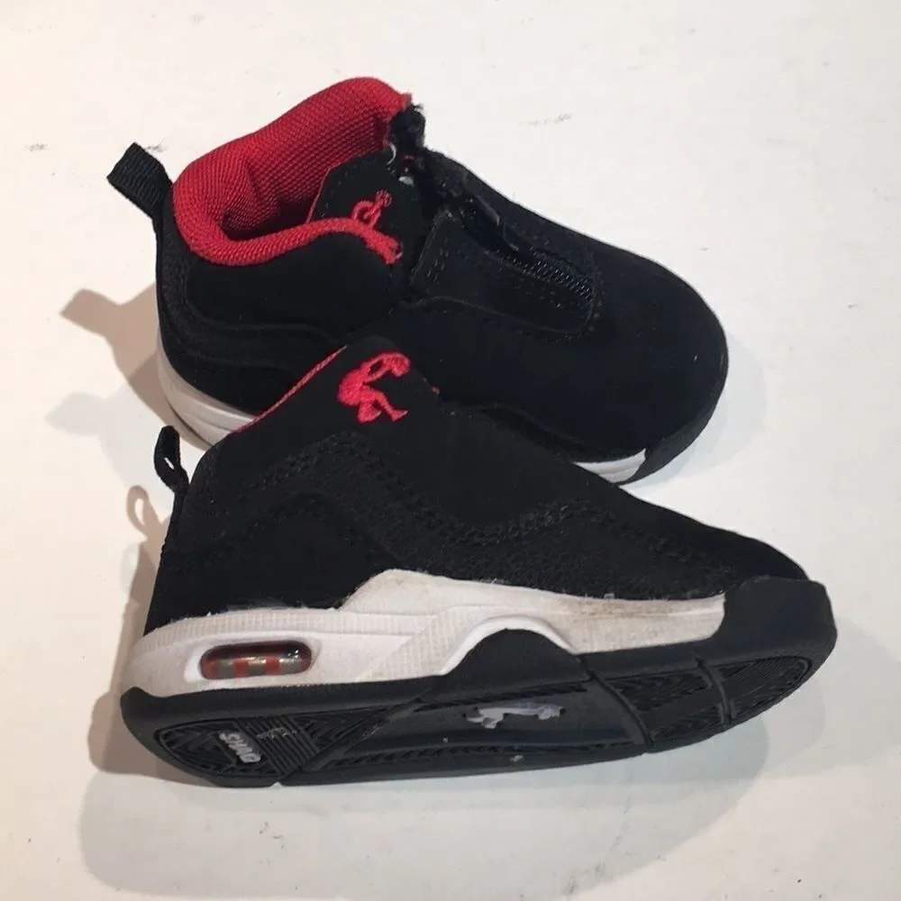 Vintage Shaq Black Leather Shoes - Size 6